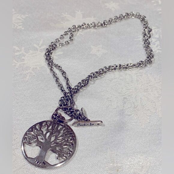 Cookie Lee Tree of Life Necklace Silver Tone Chain 16” Gorgeous - Picture 2 of 4